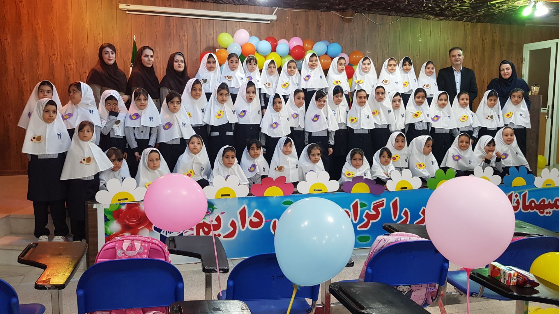 جشن شکوفه‌های دبستان دخترانه سما شیروان 