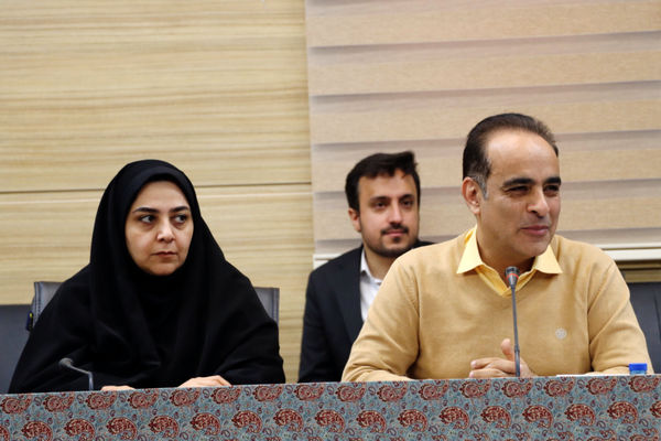 نشست خبری اولین رویداد جایزه هنر سال استان یزد