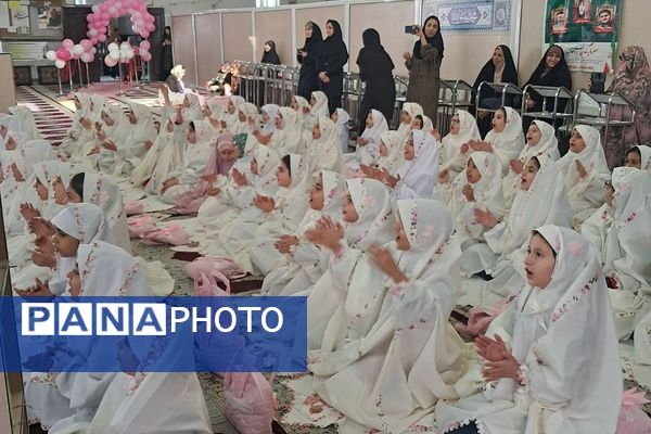 مراسم جشن تکلیف دانش‌آموزان دبستان موجانی ناحیه دو شهرری 