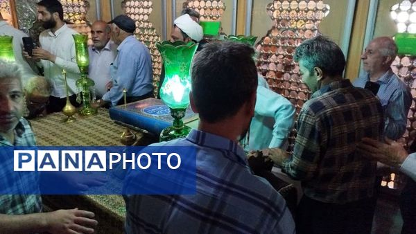 مراسم غبارروبی ضریح مطهر حضرت سلطانعلی(ع) همزمان با میلاد پیامبر(ص) و امام صادق(ع) در مشهد اردهال