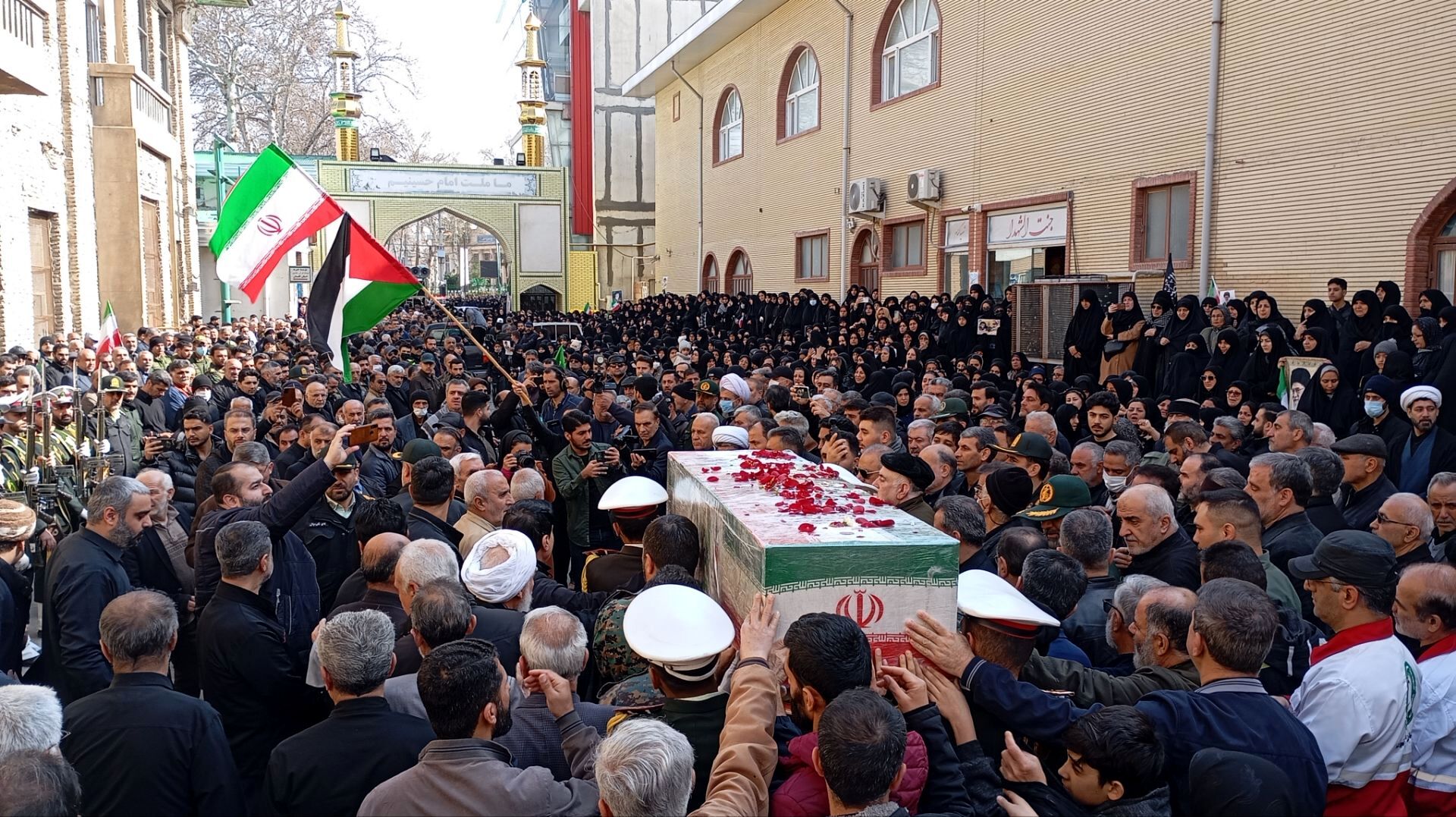 تشییع مسافر بهشتی «امیرعلی نیکنام‌راد» در گرگان