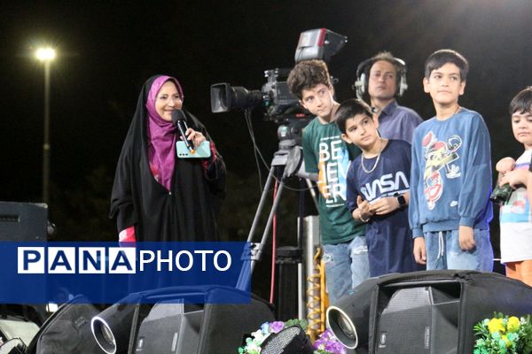 شبی متفاوت در کوهسنگی از سرودهای محمدی تا رصد ماه‌گرفتگی