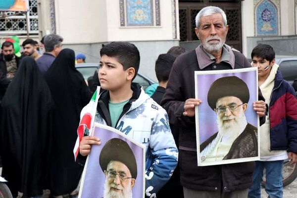 حماسه حضور مردم غیور باقرشهر و کهریزک در راهپیمایی ۲۲بهمن