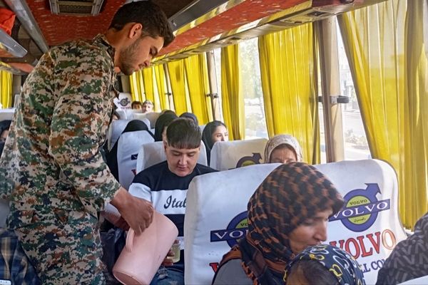 عاشقان امام رضا(ع) در راه مشهد مقدس