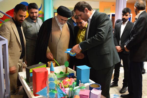 برگزاری مراسم هفته زمین پاک در بهارستان‌دو