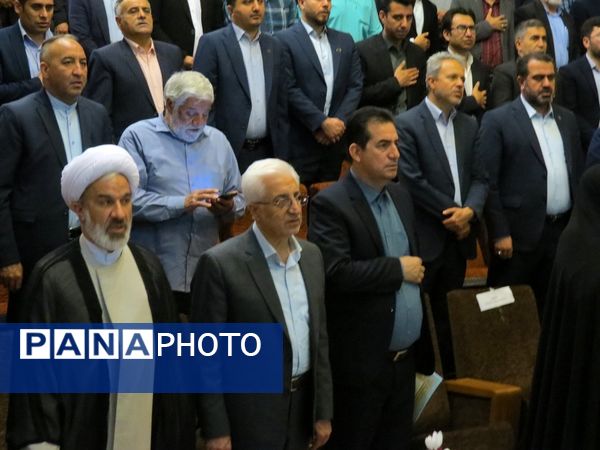 آیین تجلیل از معلمان نمونه استانی در بجنورد