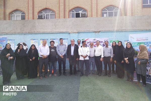 خدمات پایش سلامت و رقابت های ورزشی دوستانه کارکنان آموزش و پرورش چهاردانگه