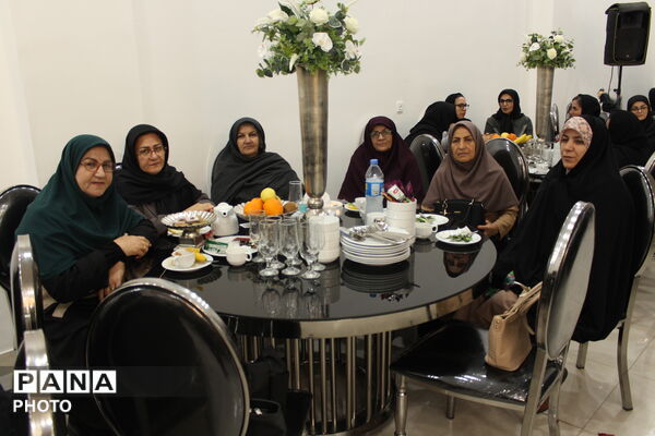 همایش گرامیداشت مقام معلم در گلوگاه 