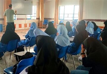 غنی‌سازی اوقات فراغت دانش‌آموزان در دبیرستان فرزانگان قائمشهر