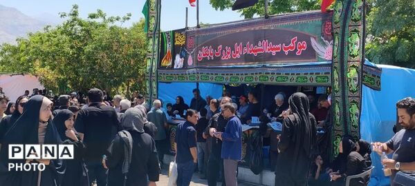 عزاداری عاشورای حسینی در گلزار شهدای گچساران 