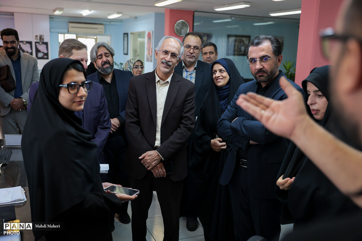  بازدید کمیسیون فرهنگی و اجتماعی هیات دولت از خبرگزاری پانا