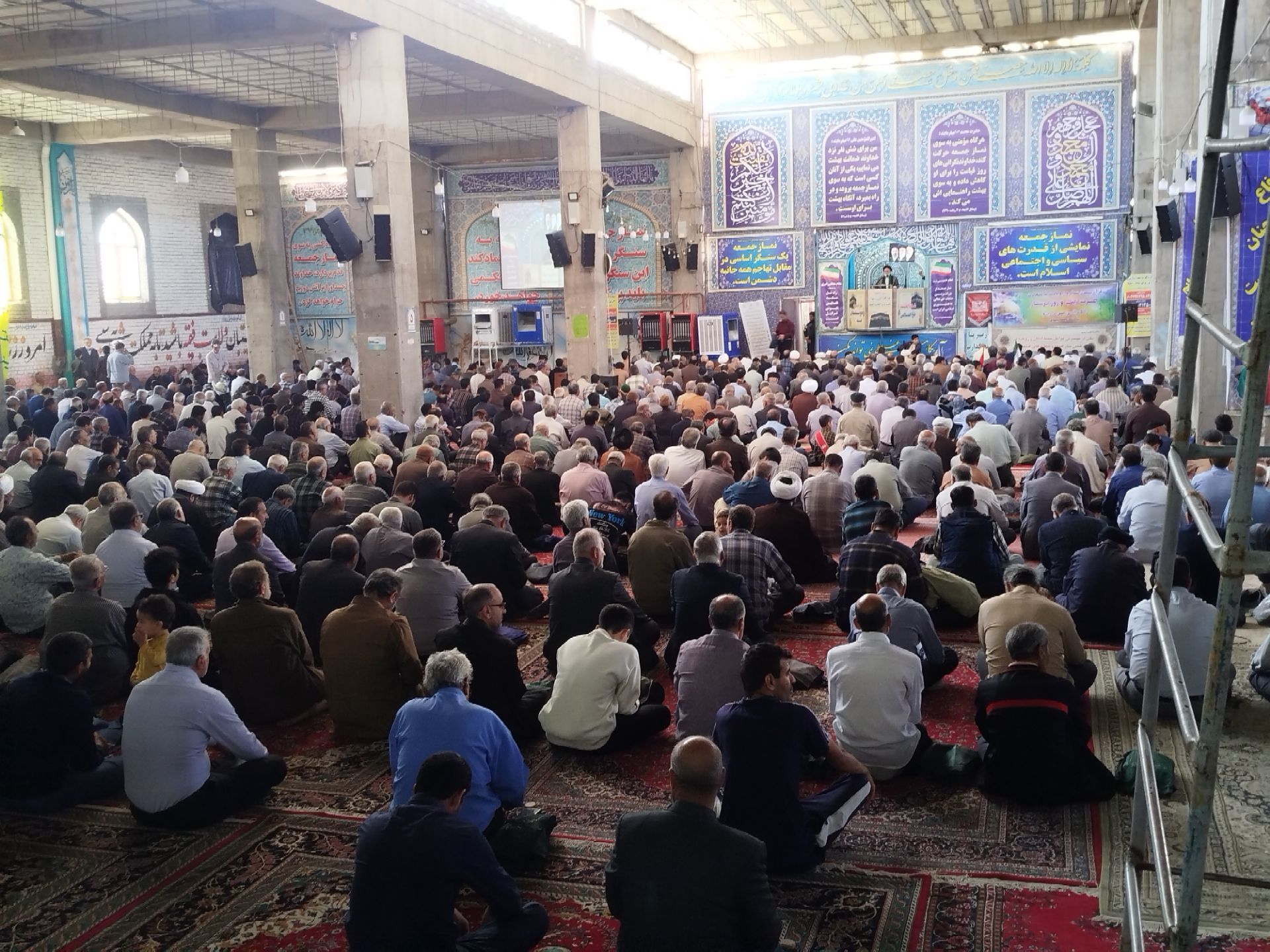 نماز  عبادی سیاسی جمعه نیشابور در روز ولادت حضرت زینب (س) و روز پرستار 