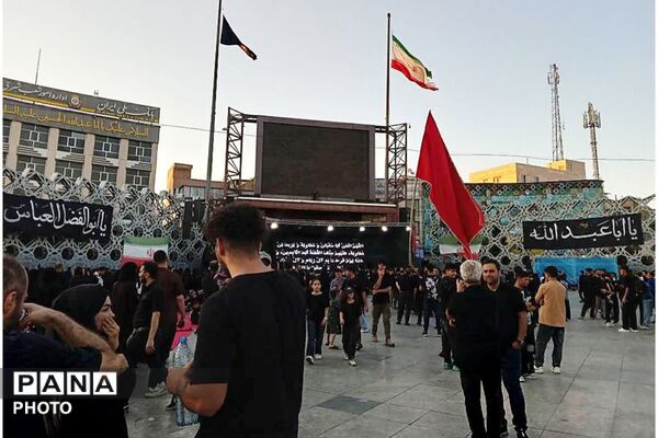 تهران، در سوگ شام غریبان 