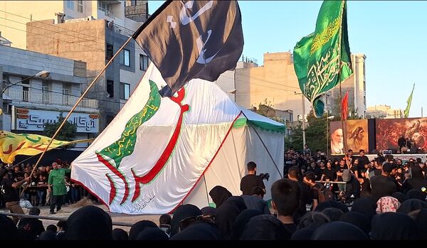 آیین خیمه سوزان عصر عاشورا در مشهد