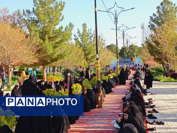 اختتامیه محافل قرآنی در آخرین روز از ماه مبارک رمضان در کاشمر