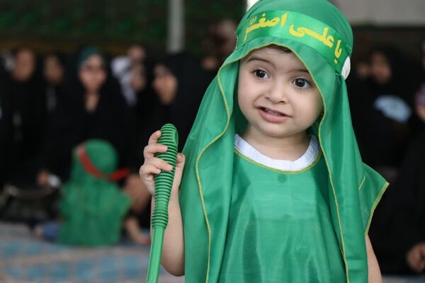 همایش شیرخوارگان حسینی در دلیجان؛ تجلی عهد مادران با قیام عاشورا