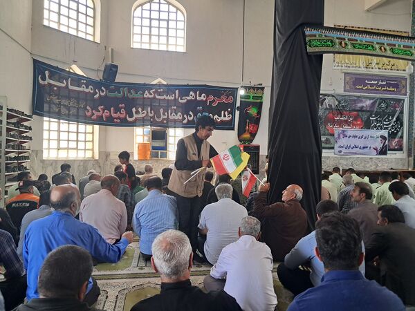 گرامیداشت سالروز اقامه اولین نمازجمعه کشور در آشخانه 