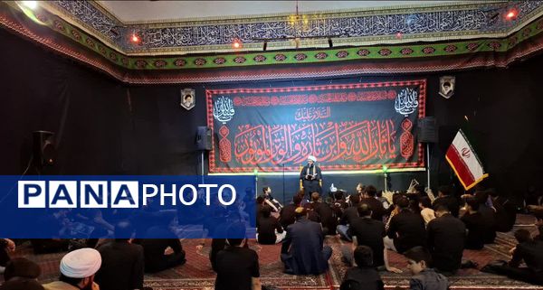 مراسم سوگواری شب هشتم محرم در هیئت انصار الحجه نیشابور 
