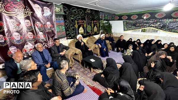 بازدید امام جمعه کاشمر از هیأت بانوان نورالزهرا شهر فرگ