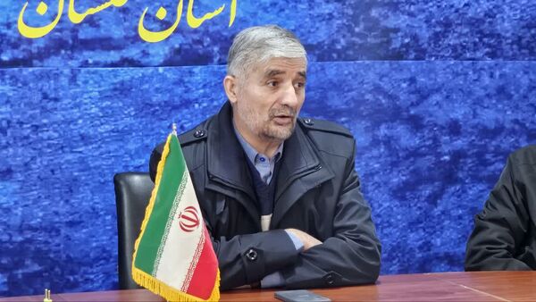 نشست صمیمی رحمت الله رضایی با اعضای سازمان دانش‌آموزی استان گلستان