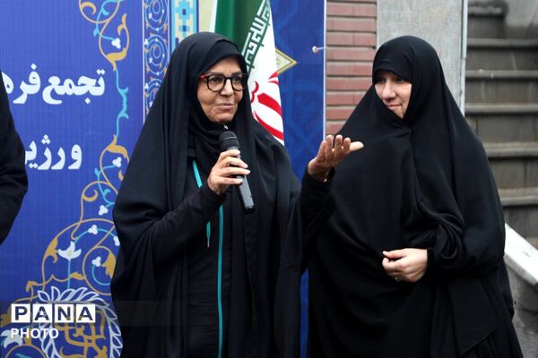 مدرسه بی‌پناه، دانش‌آموز بی‌گناه