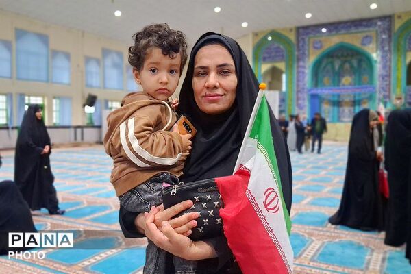 نماز عید فطر در شهرستان باشت مصلی امام خمینی (ره)