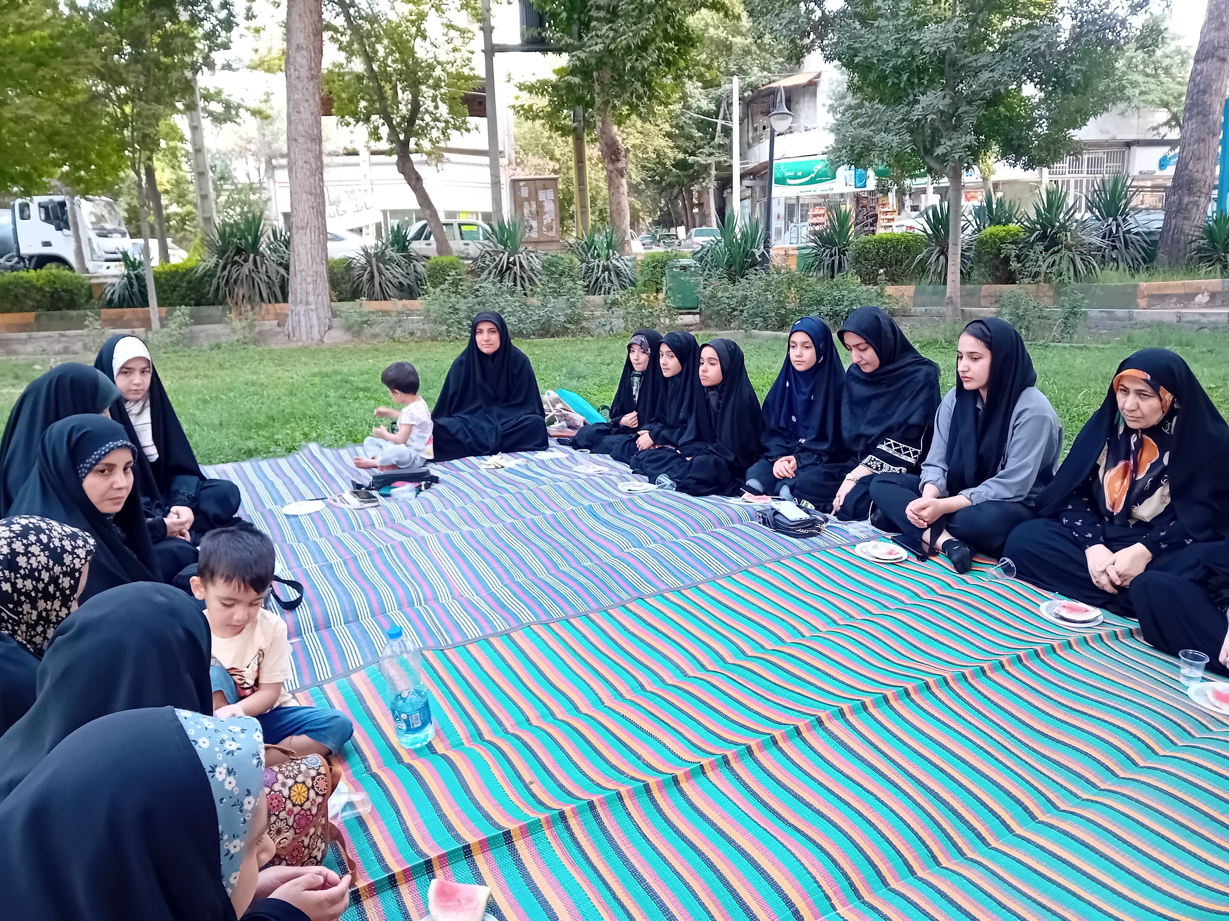 نشست و کرسی آزاد اندیشی با موضوع عفاف و حجاب در سملقان