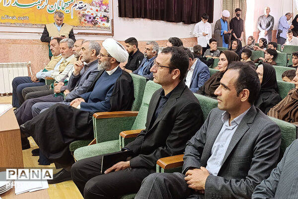 اهدای سمعک به دانش‌آموزان آسیب دیده شنوایی استان خراسان شمالی