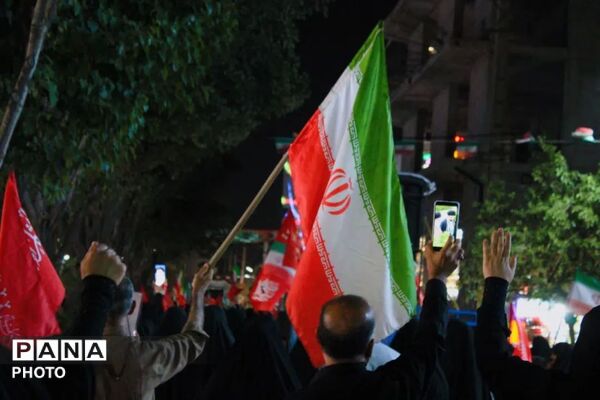 حماسه حضور فردیسی‌ها در صد ‌و چهل و سومین شب  راهپیمایی 
