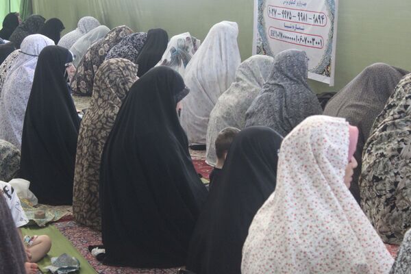 اقامه نماز جمعه در گلوگاه 