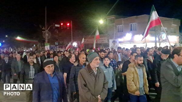 جلوه هایی از حضور باشکوه مردم آشخانه در راهپیمایی