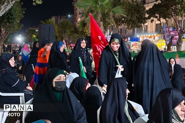 قرار شبانه مردم نسیم شهری در بهارستان دو