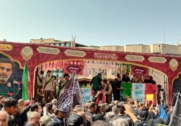 بدرقه شهدا با اشک چشم مادران