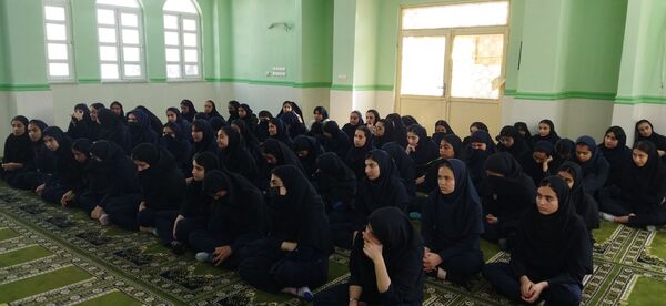 گرامیداشت ایام فاطمیه در مدارس پارسیان