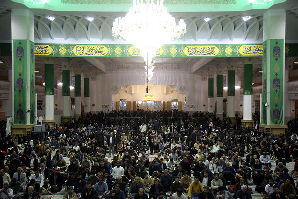 جشن میلاد امام علی(ع) در حرم حضرت معصومه(س) با تلاوت قاریان نوجوان 