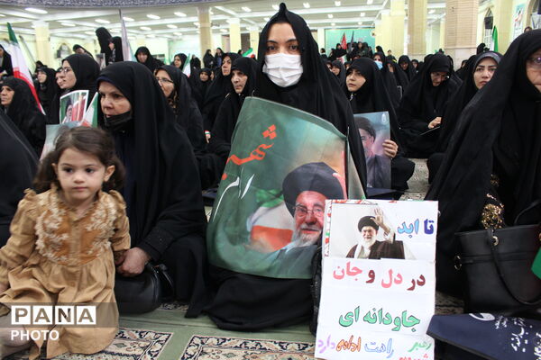 بیعت بانوان مؤمن همدانی با رهبر معظم انقلاب اسلامی 