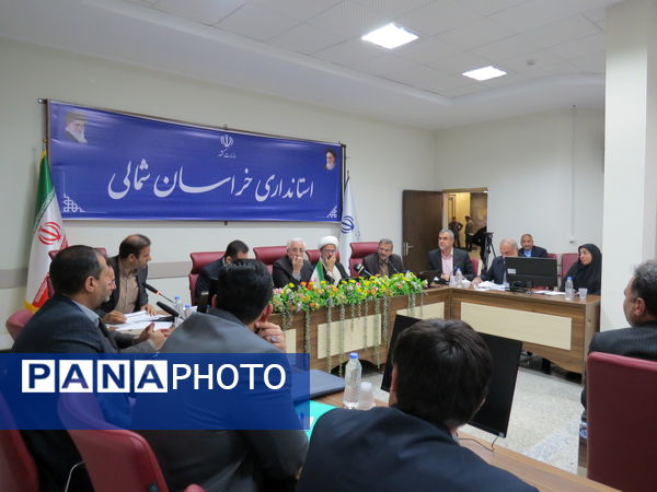 برگزاری دومین جلسه شورای آموزش و پرورش استان در محل استانداری 