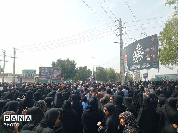 بدرقه ۱۶۸ دانش‌آموز شهید در عزای عمومی هرمزگان
