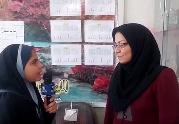 گرامیداشت مقام معلم در دبستان استقلال شهرضا
