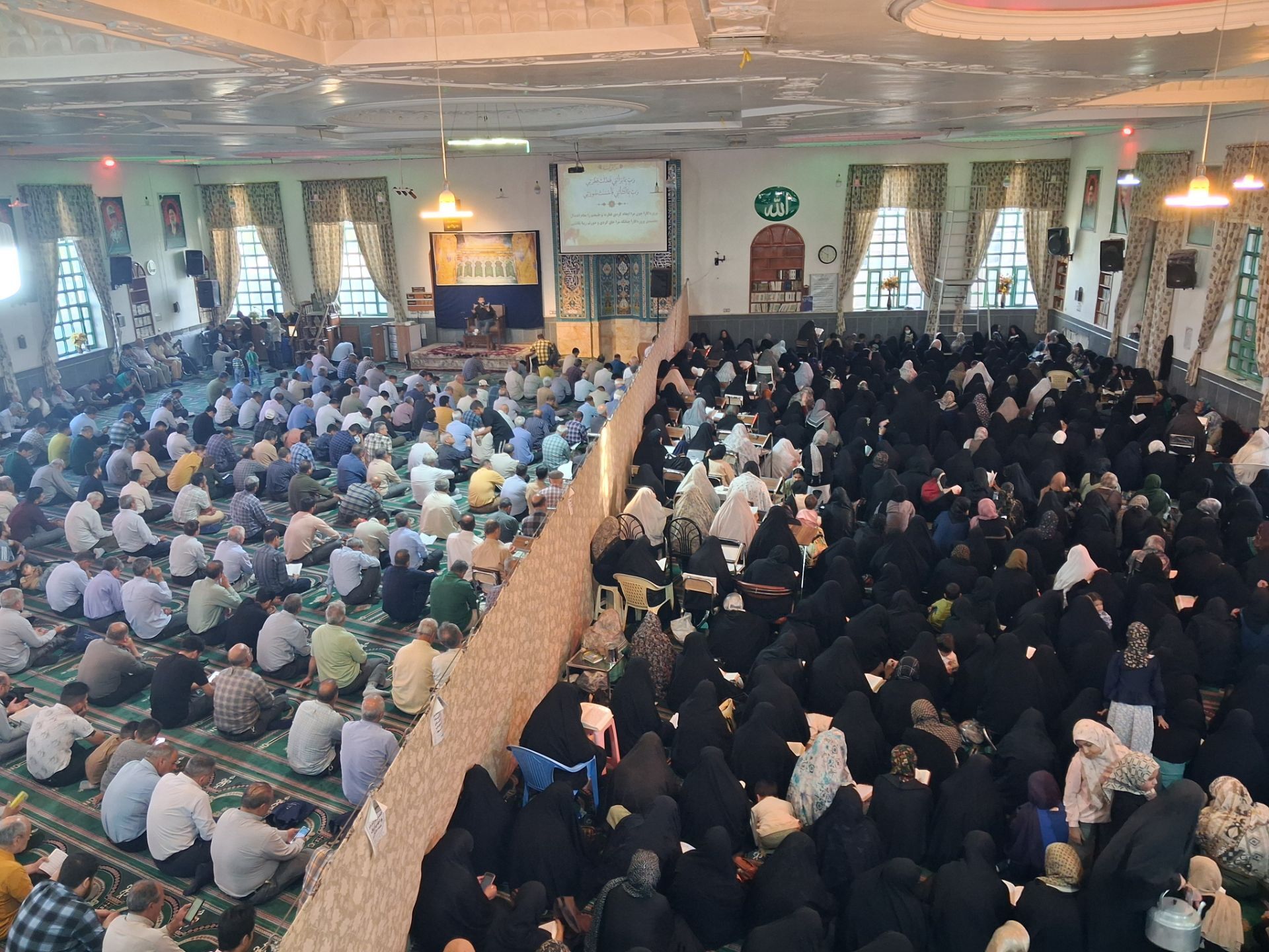 عرفه روز طلب بخشایش و تجدید پیمان با خداوند 