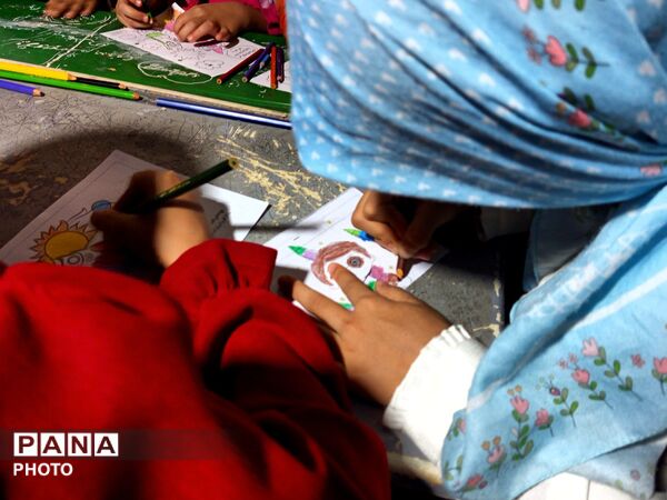 غرفه هایی در کناره های تجمعات شبانه کاشمر