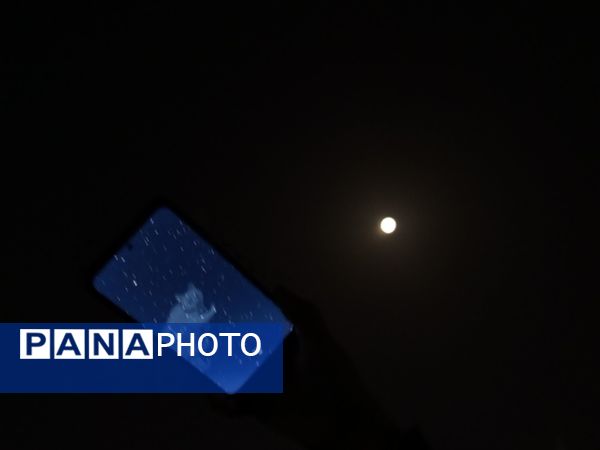 رصد آموزشی ماه در مدرسه حضرت فاطمه(س) میناب؛ گامی برای پرورش استعدادهای نجومی