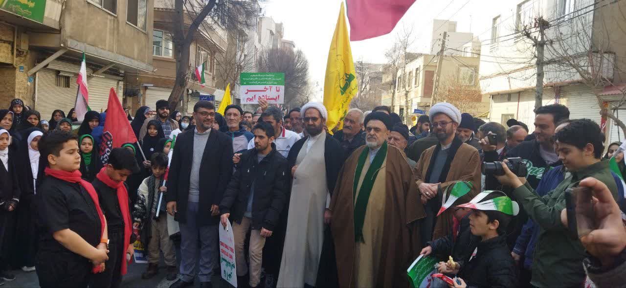 تجدید بیعت با آرمان‌های انقلاب و شهیدان از اهداف حضور در راهپیمایی است