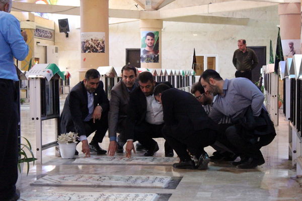 حضور پرشور مردم ولایت‌مدار بوشهر در پای صندوق‌های رأی