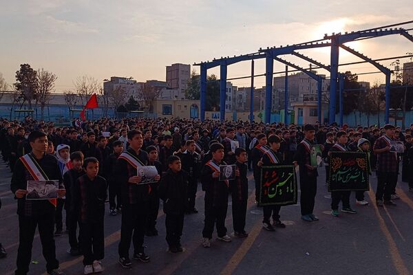 گرامیداشت شهادت شهید سلیمانی در دبستان امامت یک باقرشهر