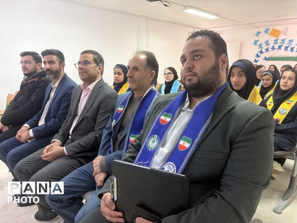 انتخابات شورای دانش‌آموزی دختران در زنجان