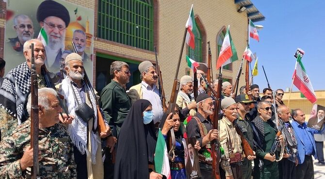 سوگواری مردمان باشتی در مراسم اربعین قائد امت