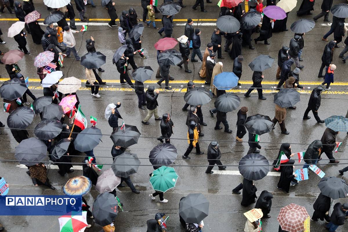 راهپیمایی 22 بهمن در آذربایجان غربی