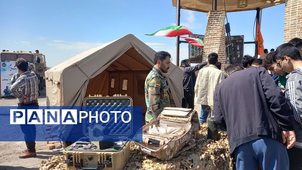 نمایشگاه فرهنگی تربیتی ارتش شهرستان مراغه