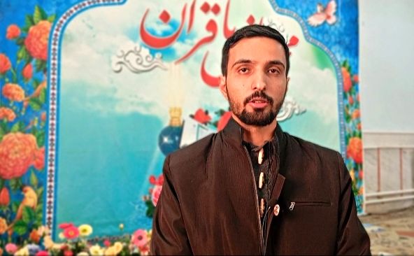 تیم تواشیح دانش‌آموزی بن با سه گروه برتر مسابقات استانی مدیحه‌سرایی به رقابت پرداختند 